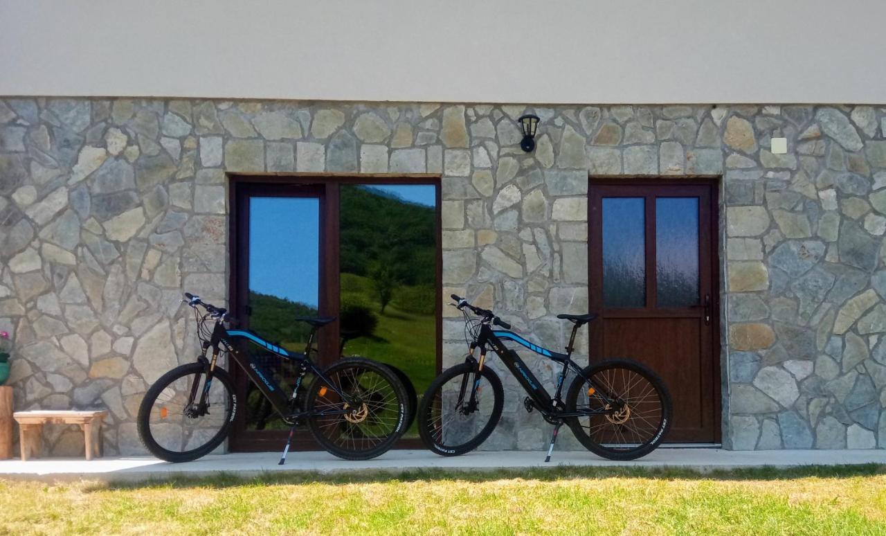 Willa House S&D Otočac Zewnętrze zdjęcie