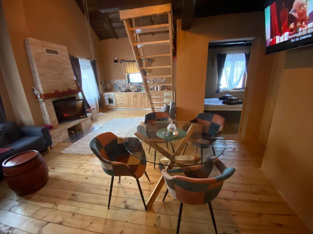 Willa House S&D Otočac Zewnętrze zdjęcie